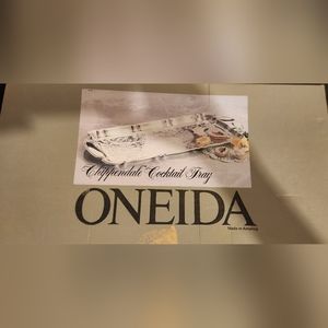 Oneida Chippendale Cocktail Tray